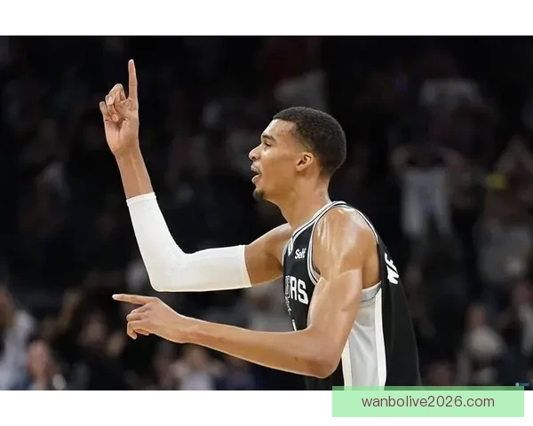 文班亚马22岁87天连续两场至少40分15篮板 创NBA最年轻纪录